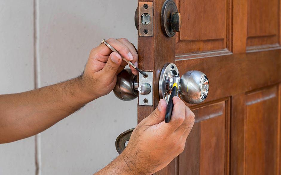 spécifiques serrure porte blindee Provins